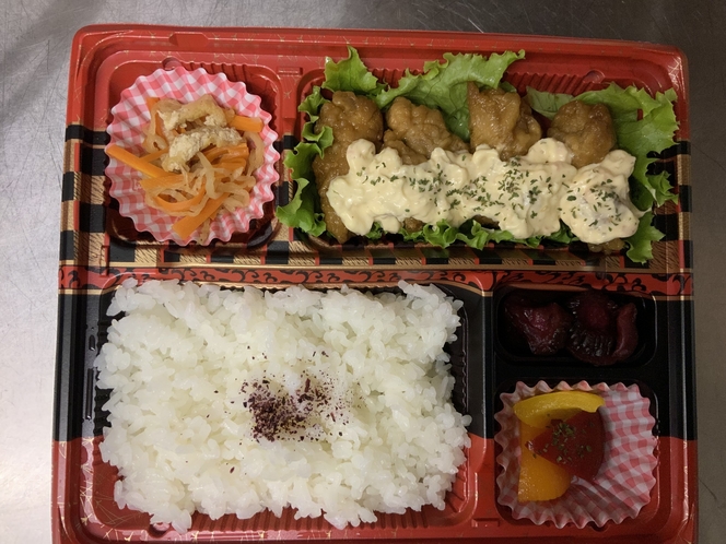 昼弁当　チキン南蛮弁当