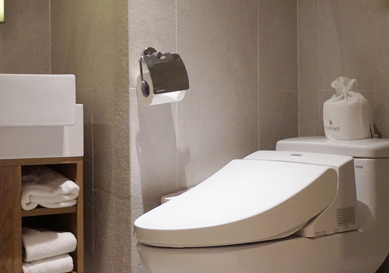 スタンダードダブルルーム（バスルーム）