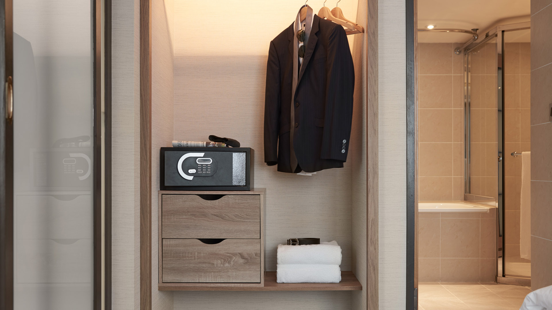 デラックスビジネススイート