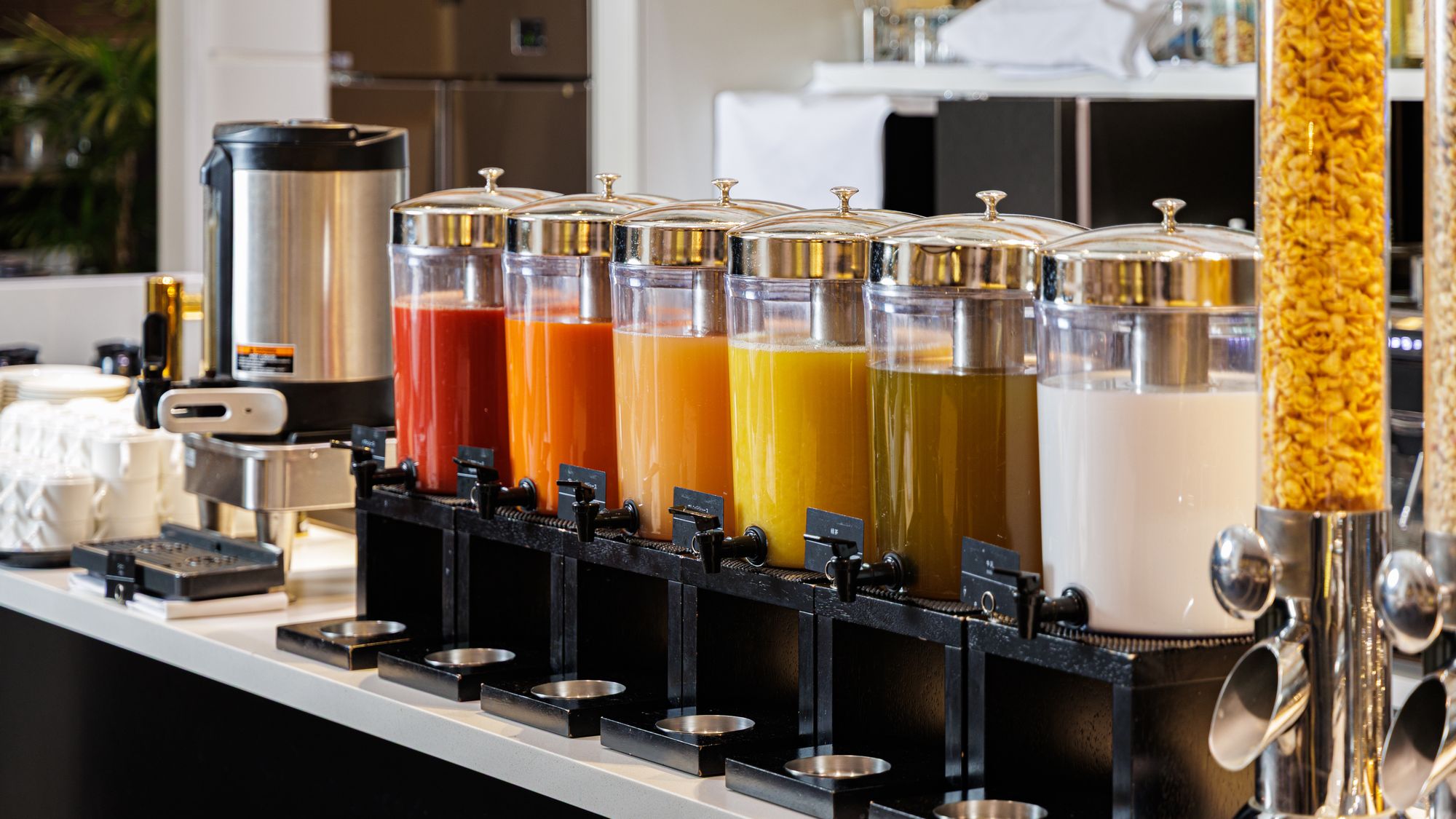 ダイニング・カフェ「ベルテンポ」ブレックファストブッフェ