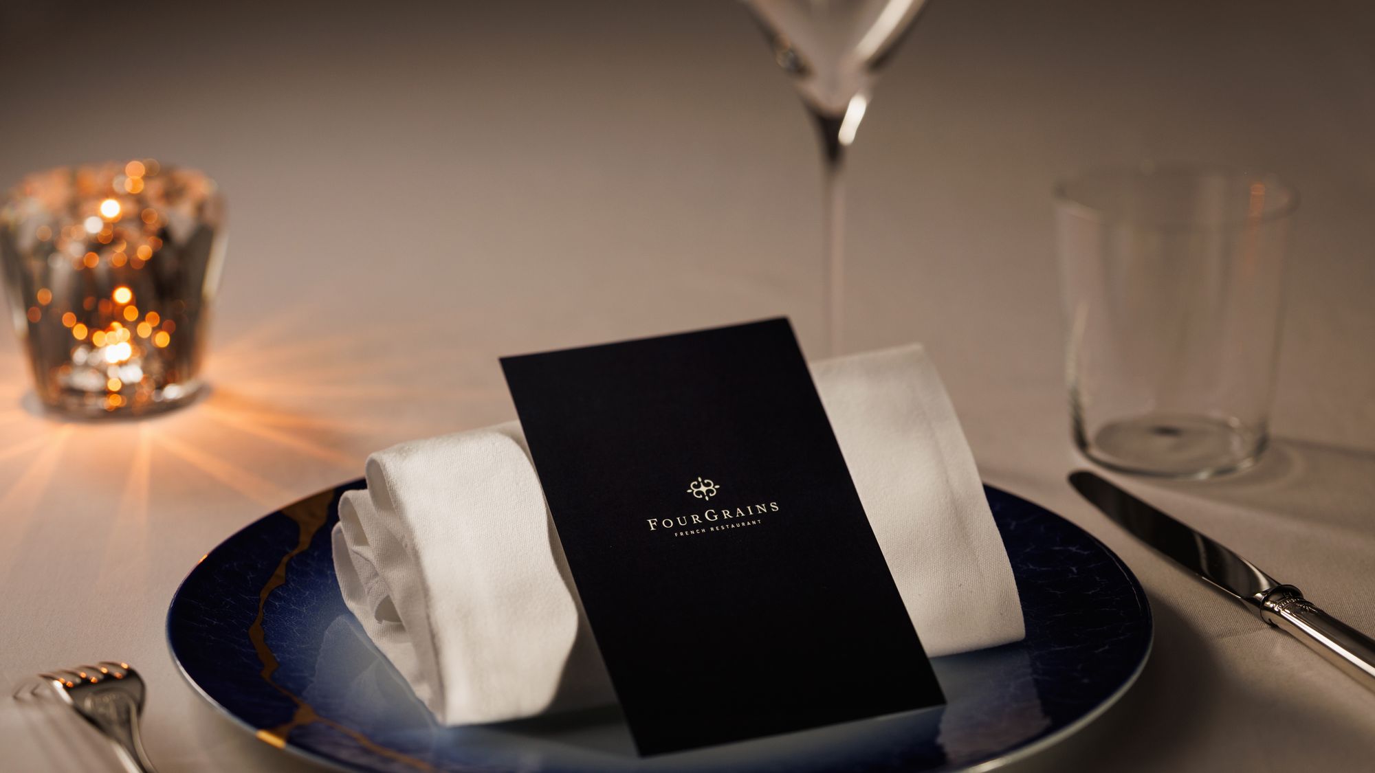 フレンチレストラン「FOURGRAINS」