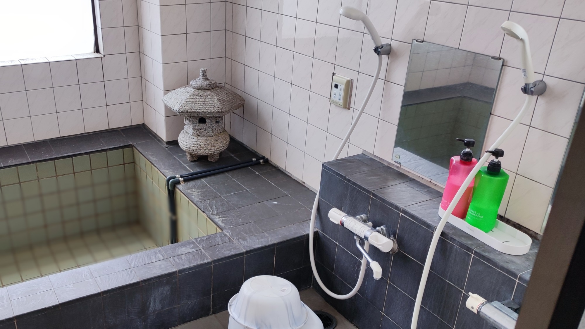 「佐渡島の金山」世界遺産登録１周年記念【豊かな自然】海に沈む夕日を眺めながら新鮮な地魚料理【2食付】