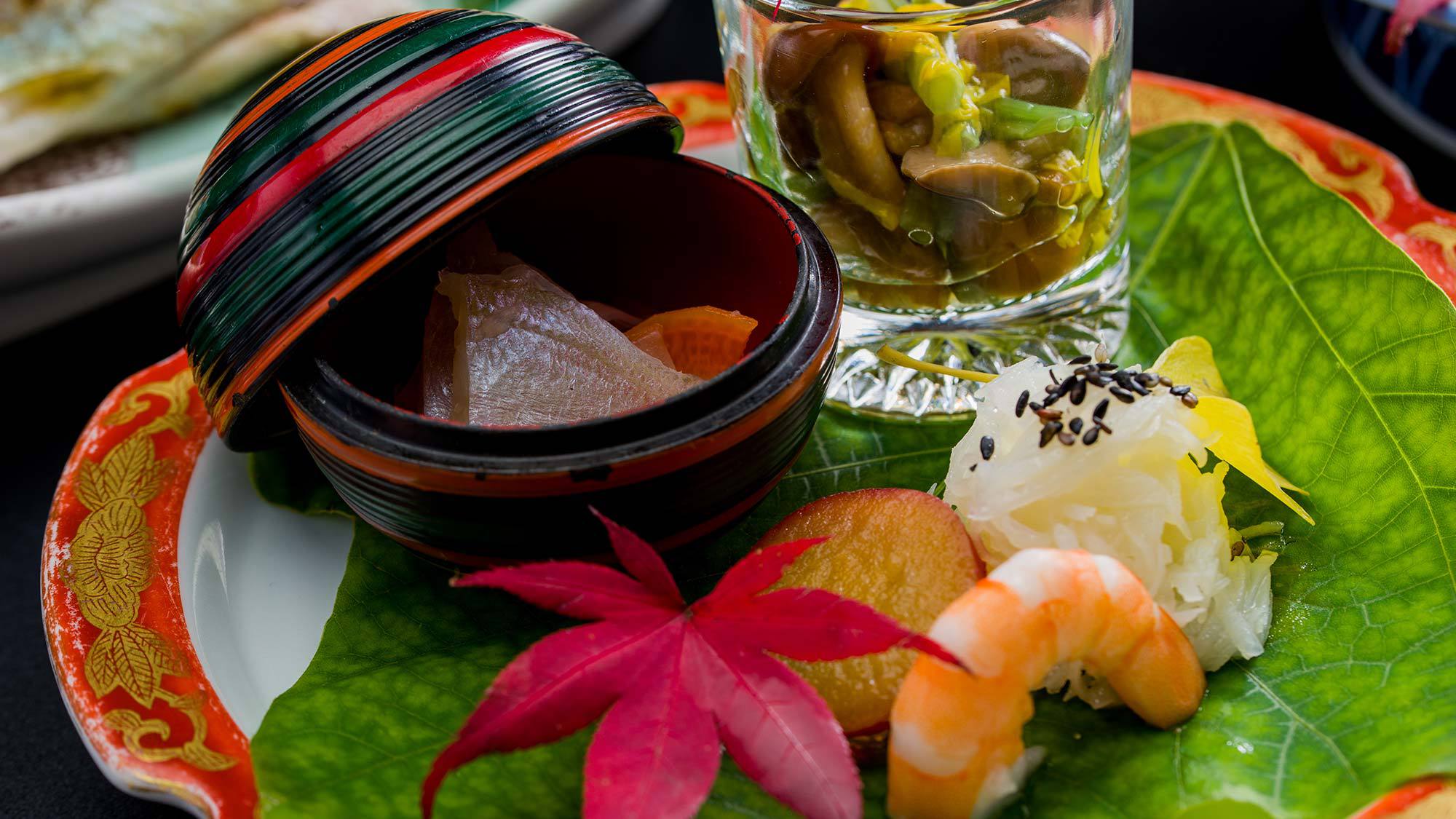 厳選グルメ旅：ロースの旨味を凝縮！「りんごで育った信州牛」鉄板焼きと体に嬉しい天然温泉2食プラン