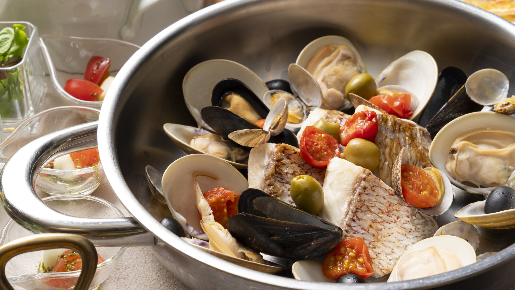 「春の味覚」ディナーブッフェ