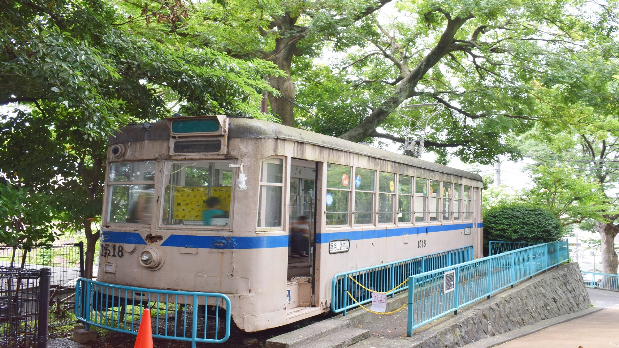 野毛山動物園