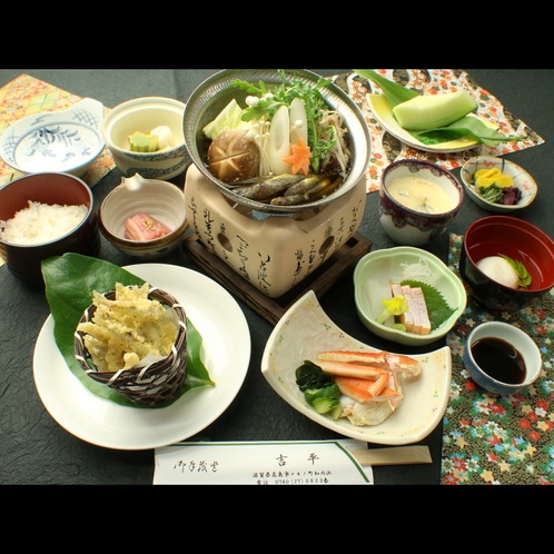 吉平と言えば湖魚料理　この地に伝わる伝統料理を堪能して下さい。