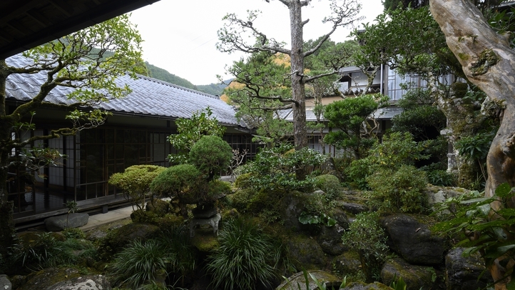 【素泊まり】奥吉野の歴史に触れる！明治14年創業・大正建築の趣を感じる歴史旅館を愉しむ