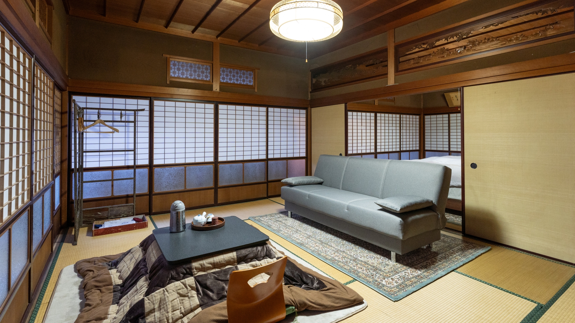 *【新館三階】10畳＋8畳：冬季はこたつをご用意