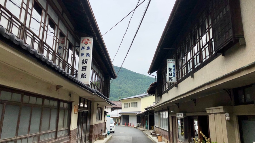 *世界遺産・大峰山の登山口にある約130年以上の老舗旅館です