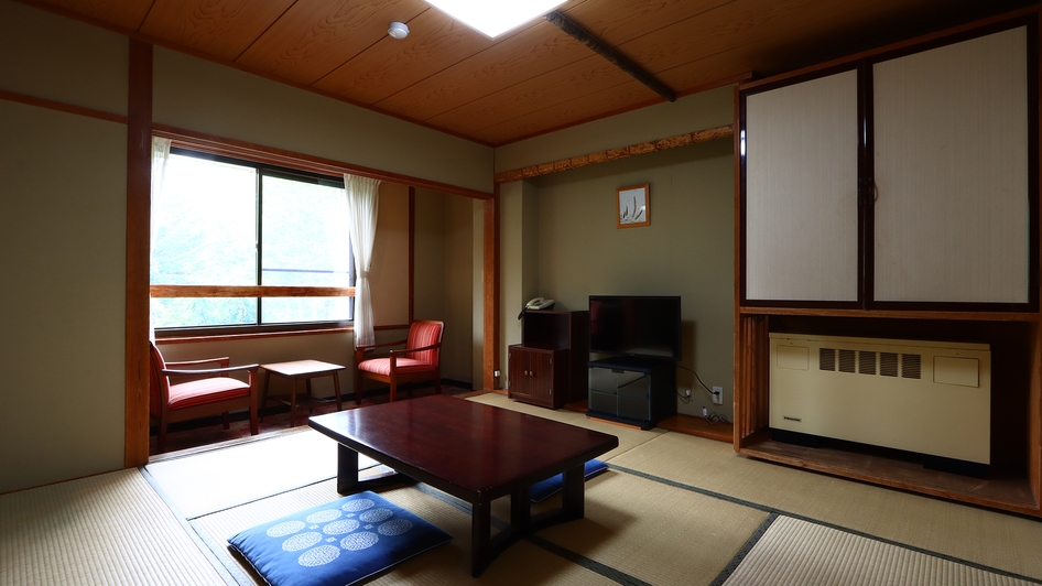 和室8~10畳 バス・トイレ共同