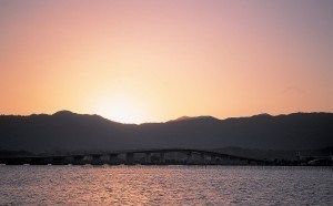 守山市からの琵琶湖大橋