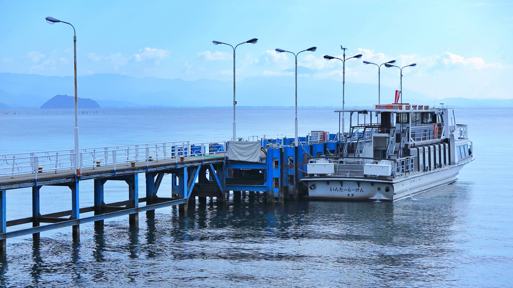 【周辺観光】近江今津港　島めぐり船　(長浜)　車で1時間2分（52ｋｍ）長浜港より