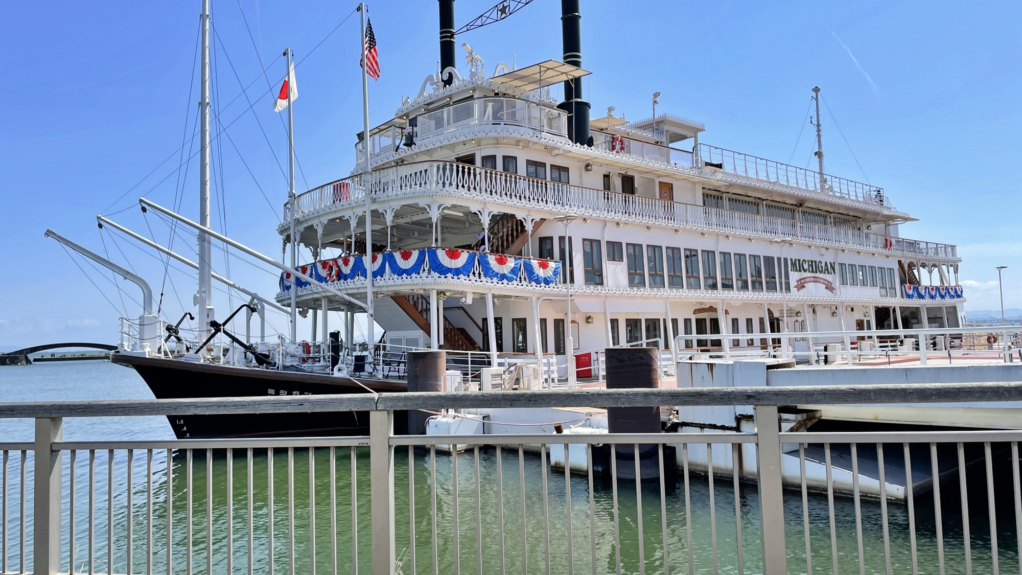 【周辺観光】琵琶湖クルーズ（琵琶湖汽船）車で35分（26ｋｍ）　大津港より出港