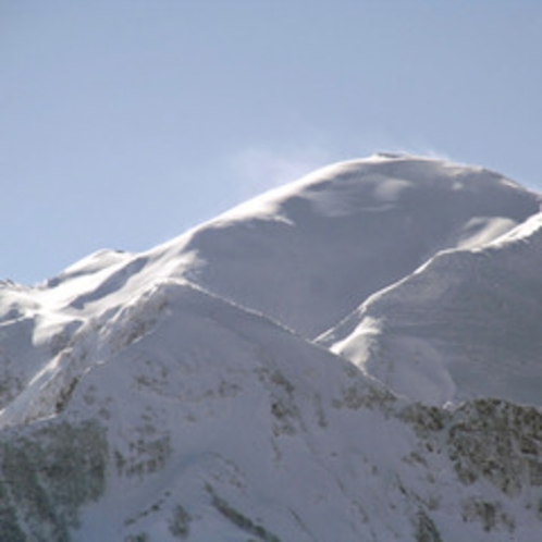 雪景色の駒ヶ岳〜冬の眺め