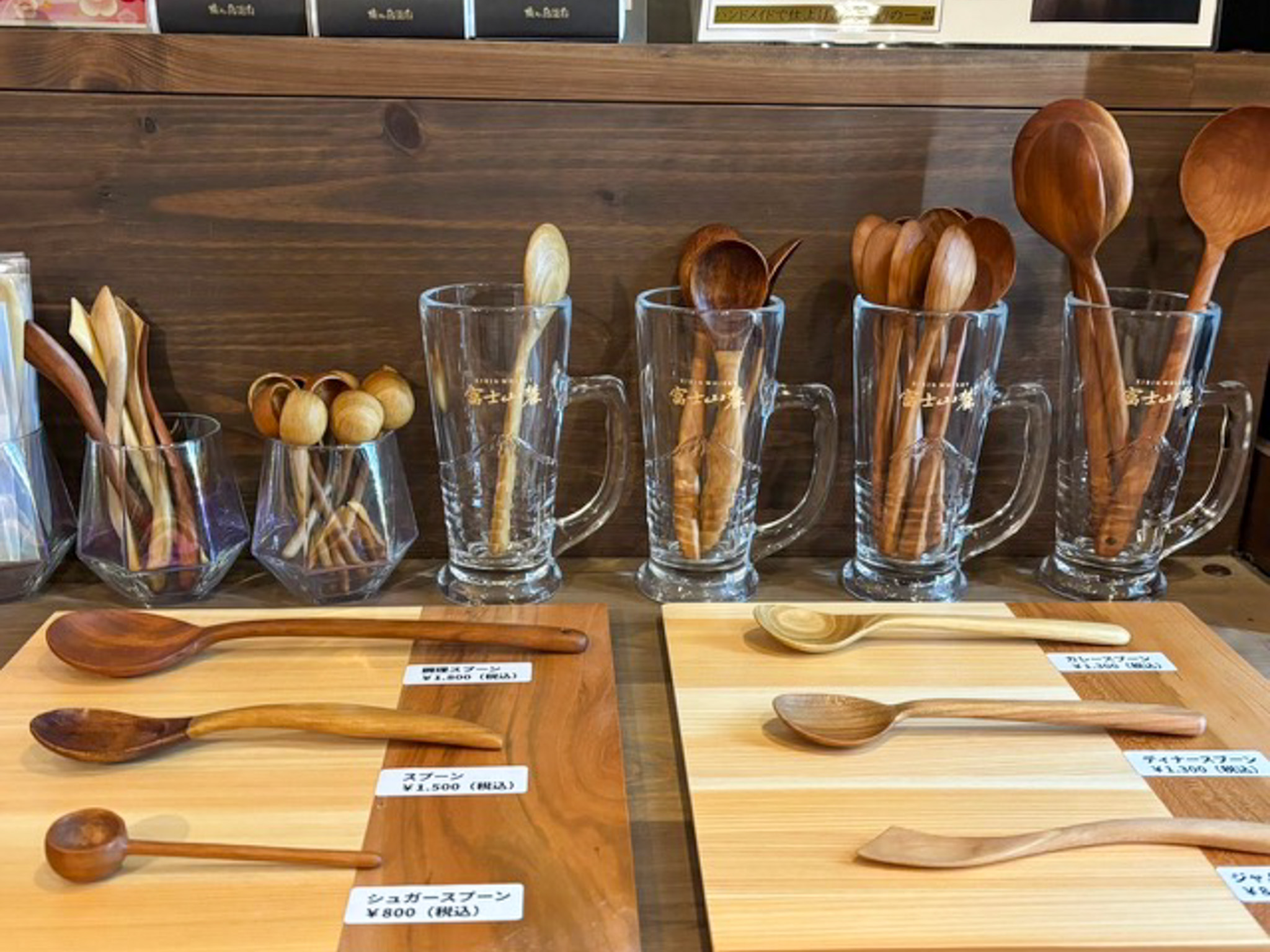 売店にて販売中！！テーブル工房ｋｉｋｉ