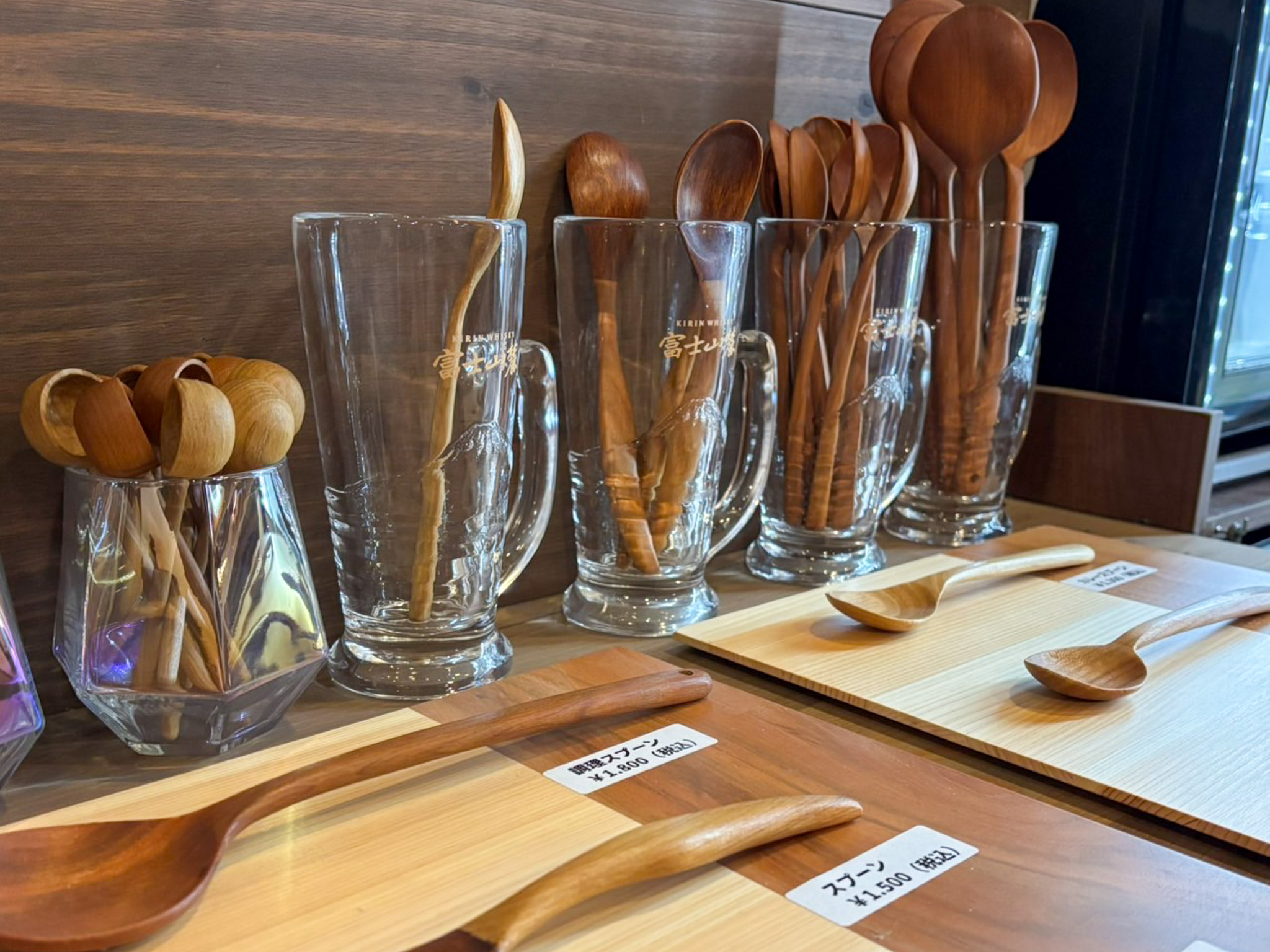 売店にて販売中！！テーブル工房ｋｉｋｉ