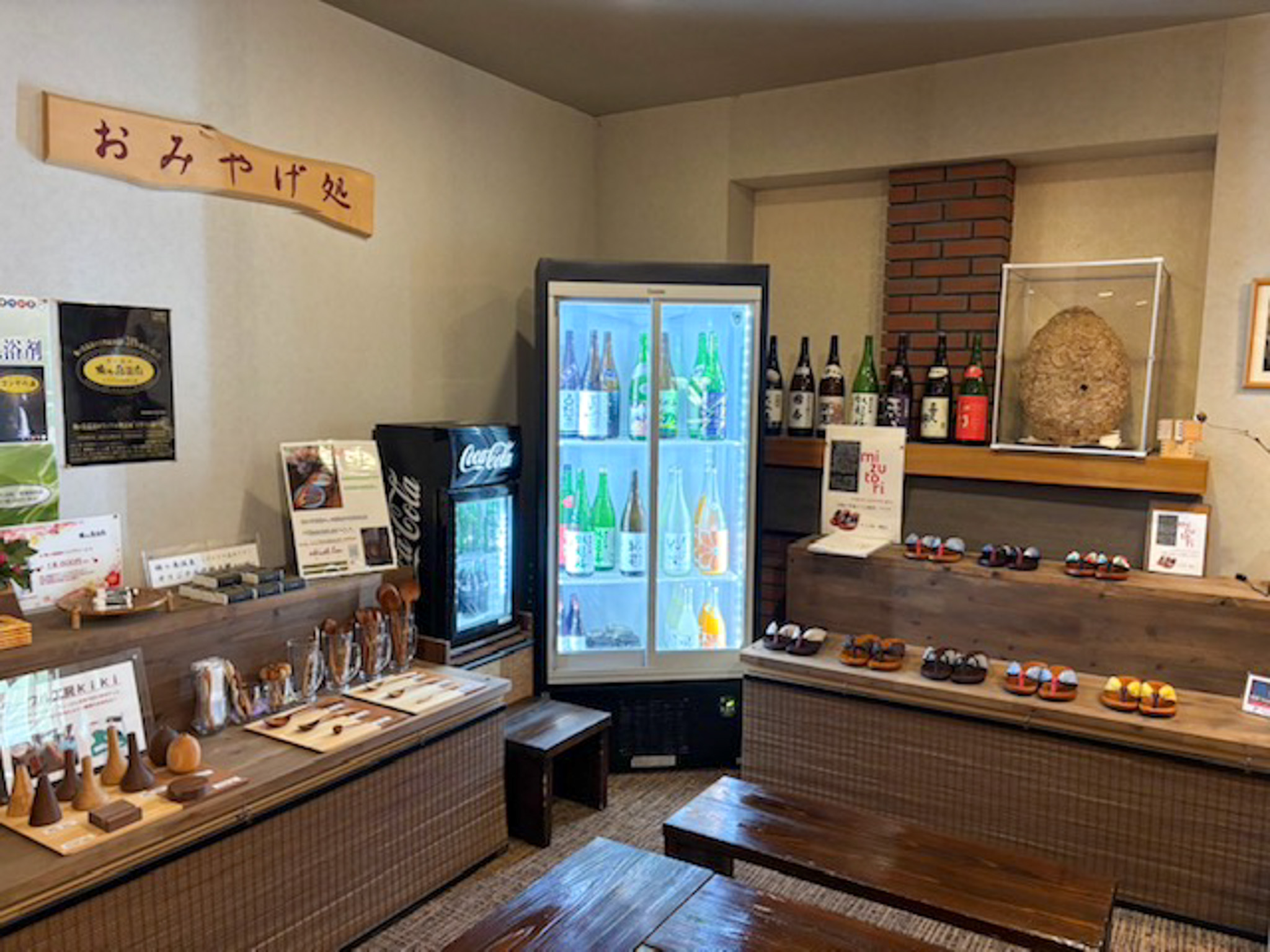 売店　お気軽に見ていってね！