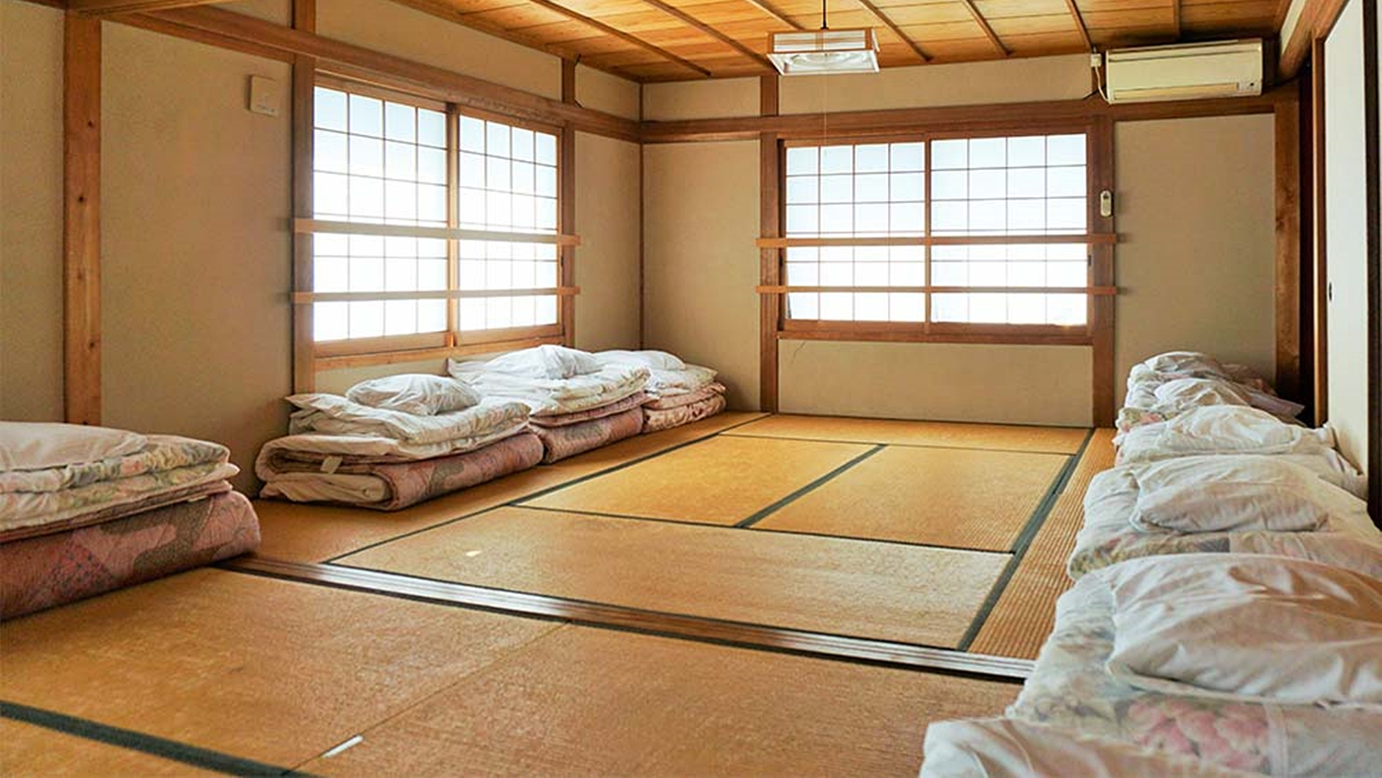 *【部屋】別棟いなかぐらし「くら家」は民家タイプの建物で、大人数でのスポーツ合宿や遠征に最適