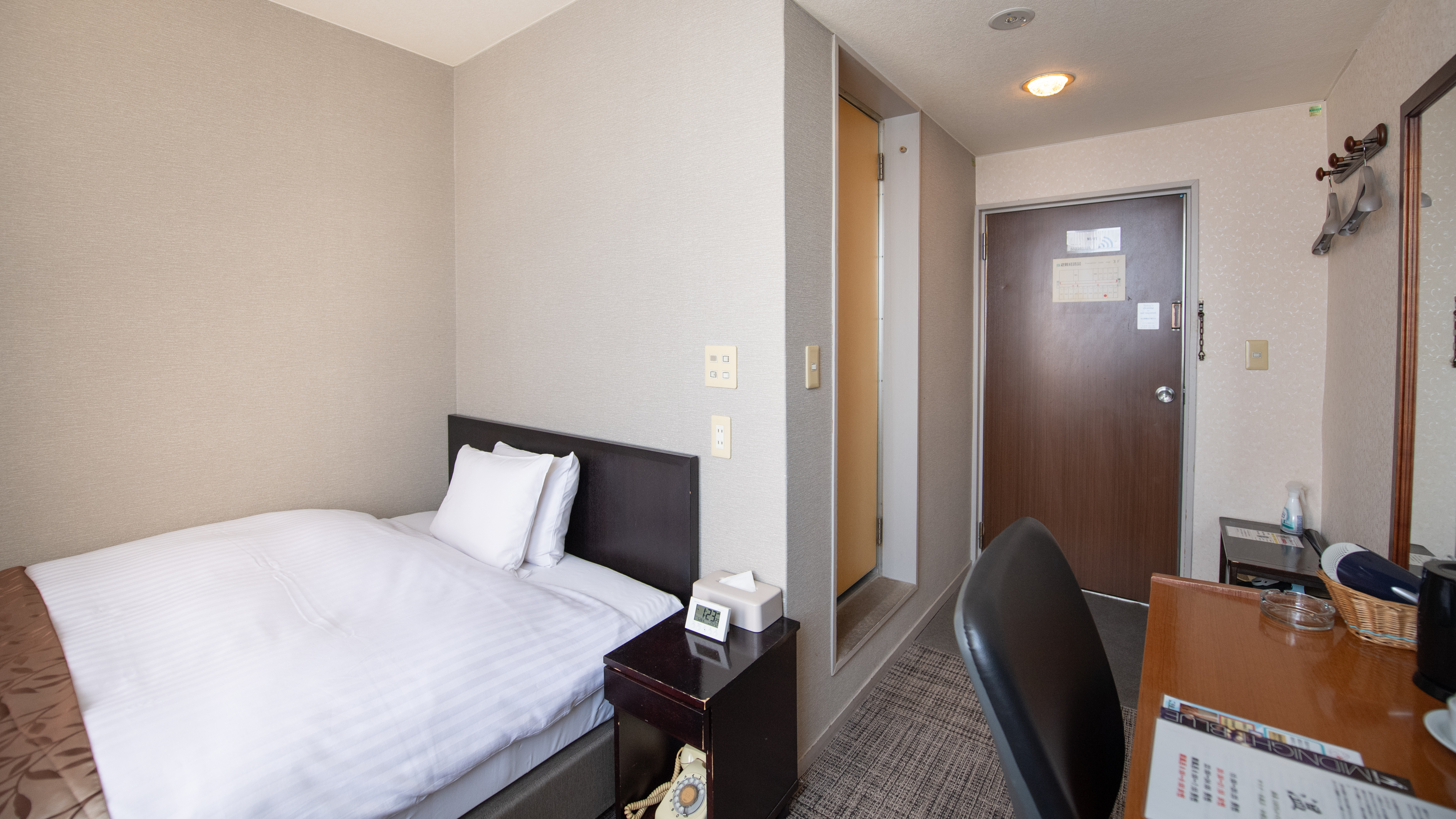 【喫煙】3Fセミダブル