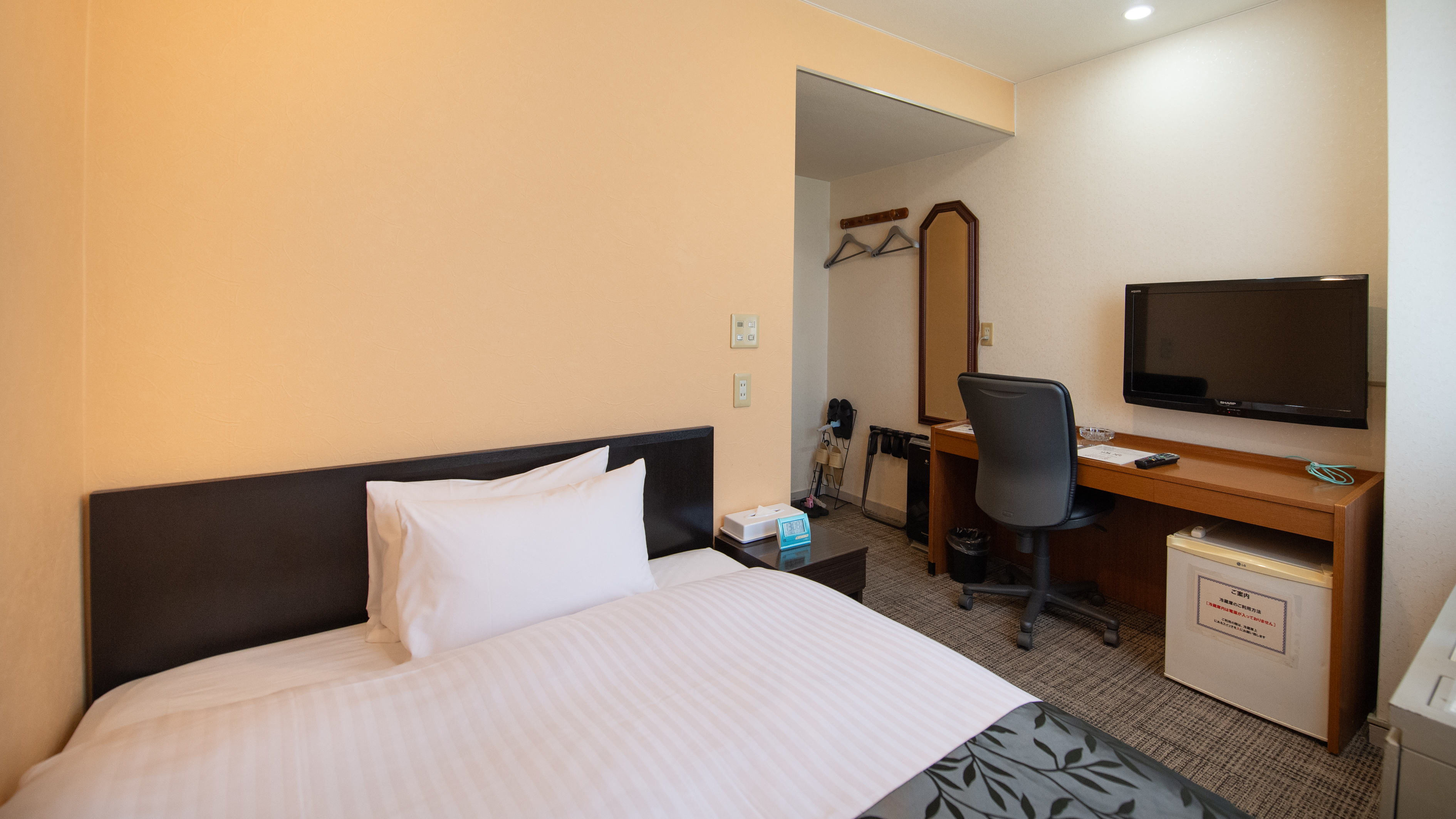 【喫煙】2Fセミダブル