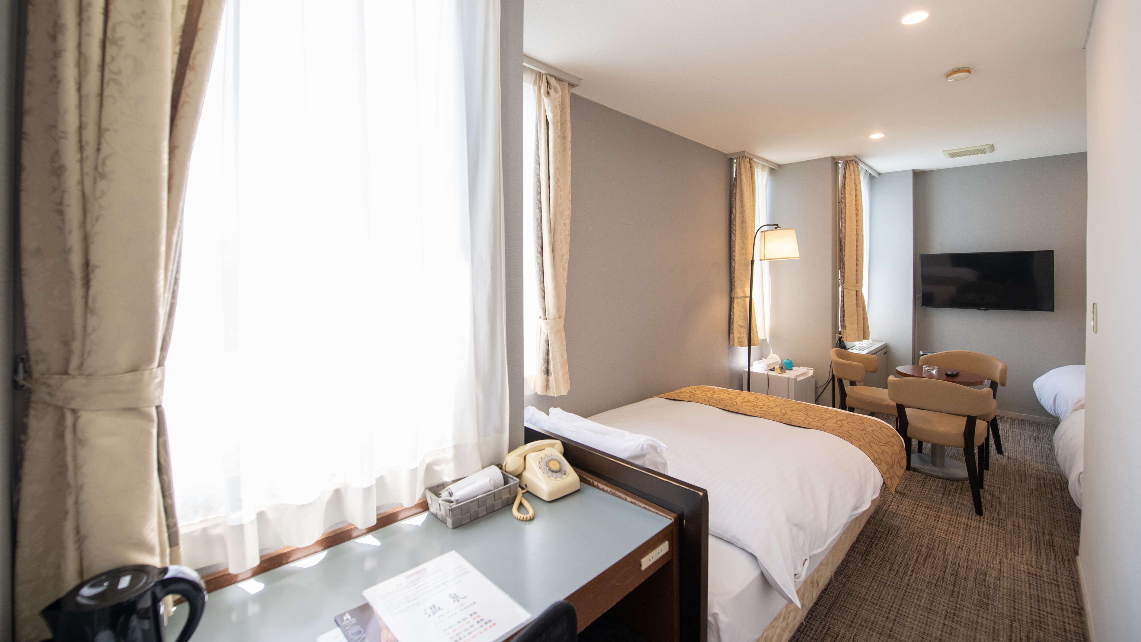 【喫煙】1Fトリプル