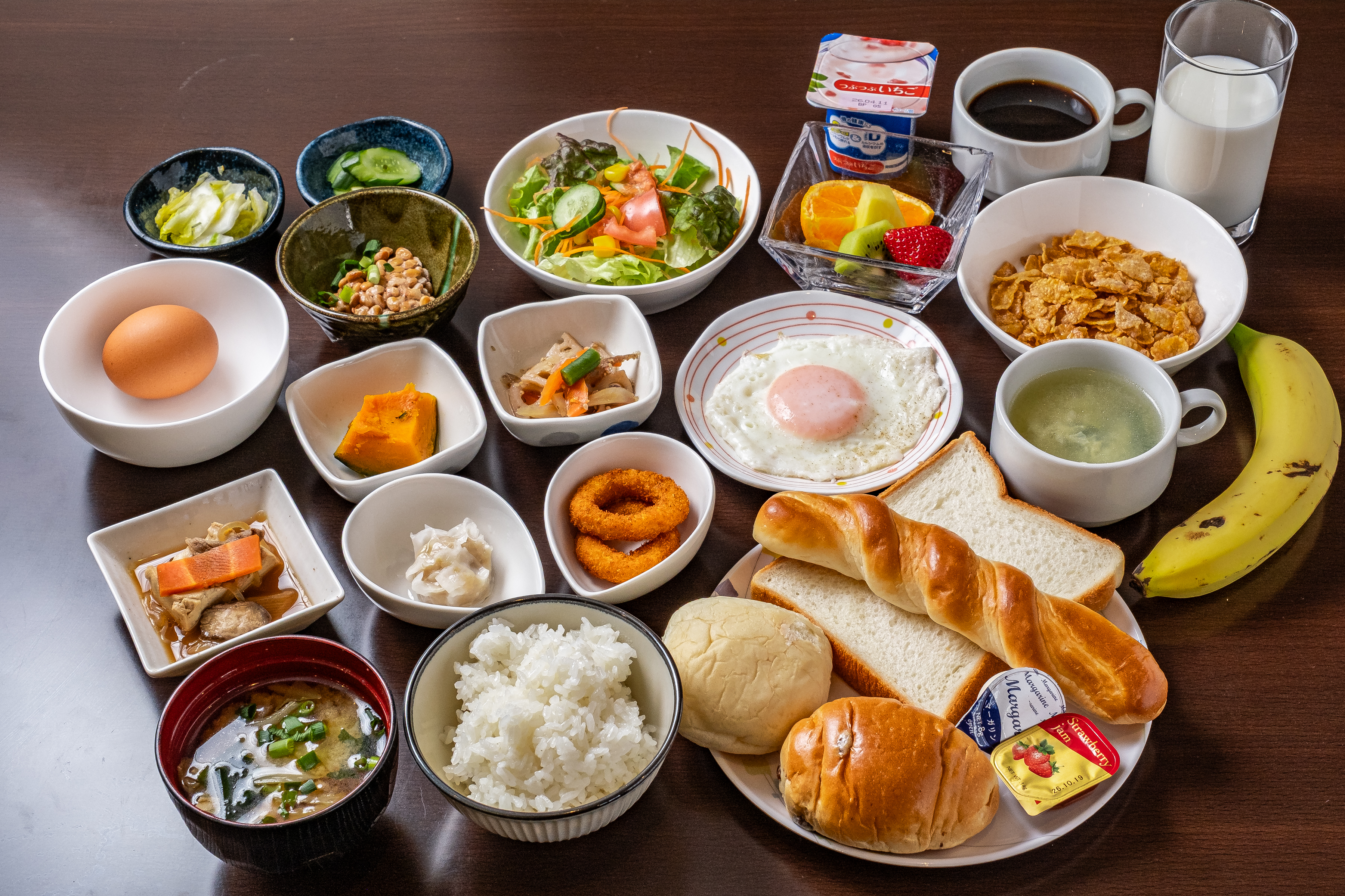 無料の朝ごはん