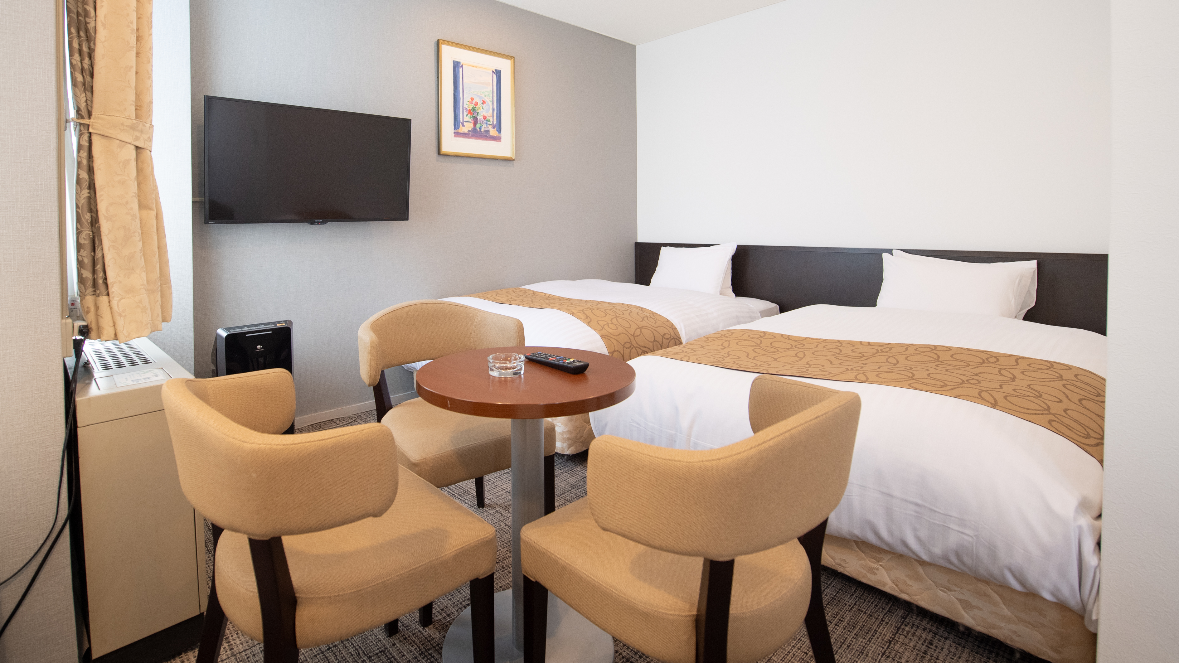 【喫煙】1Fトリプル