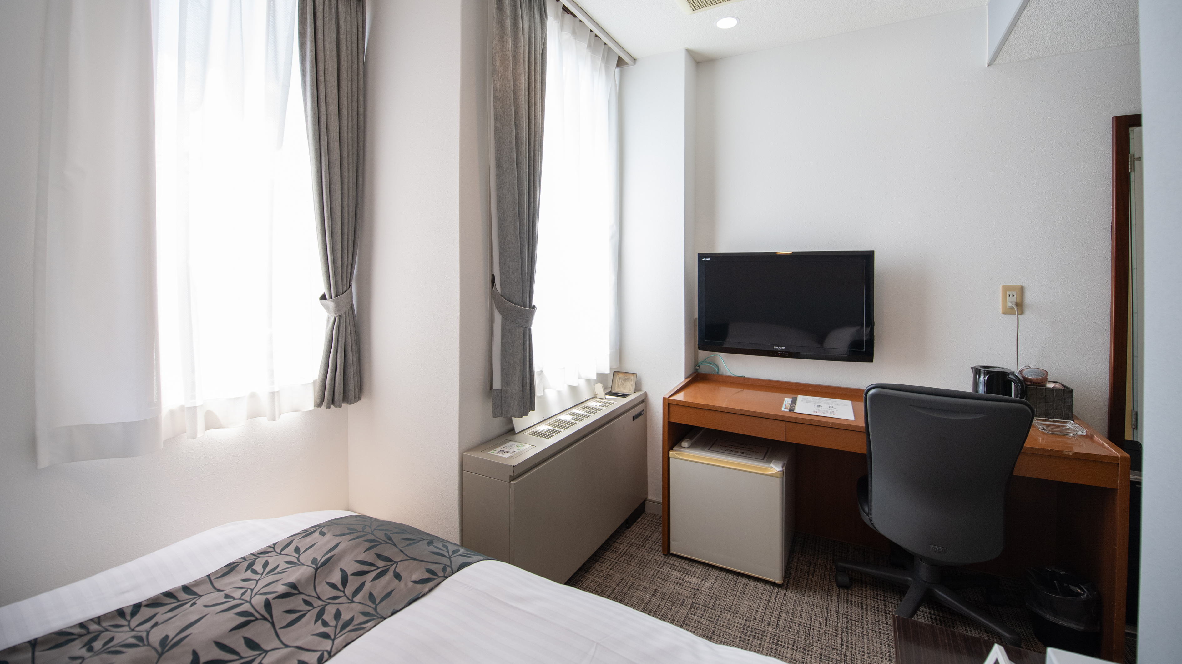 【喫煙】2Fセミダブル