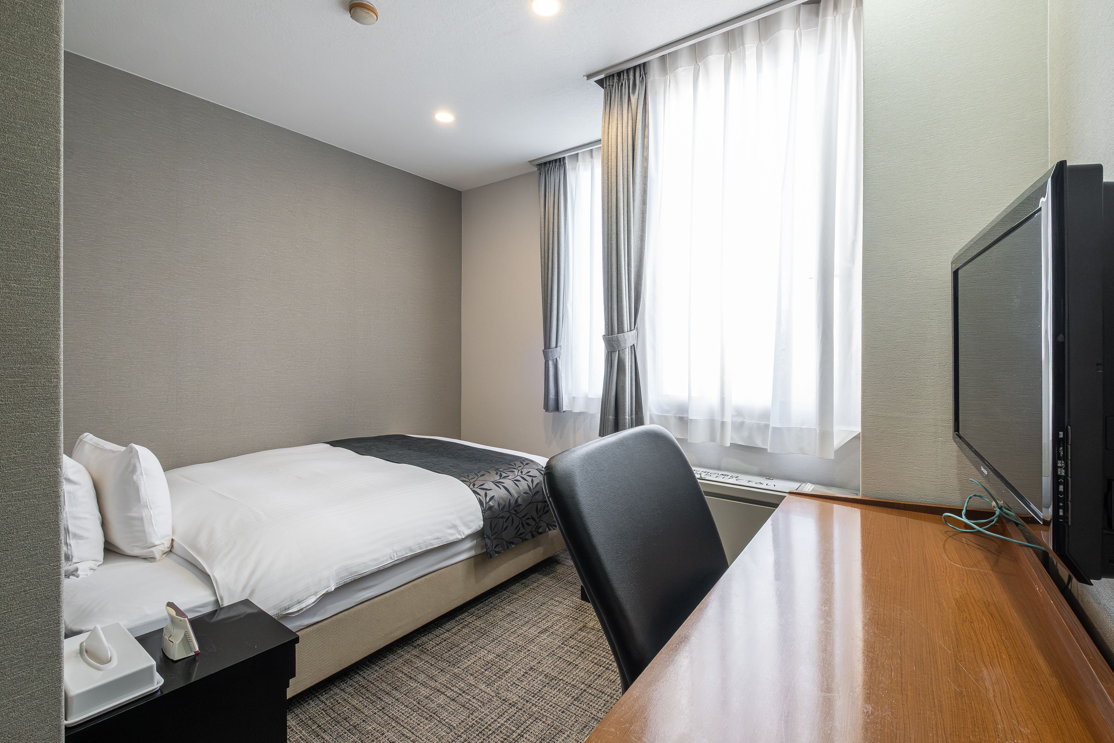 セミダブルルーム