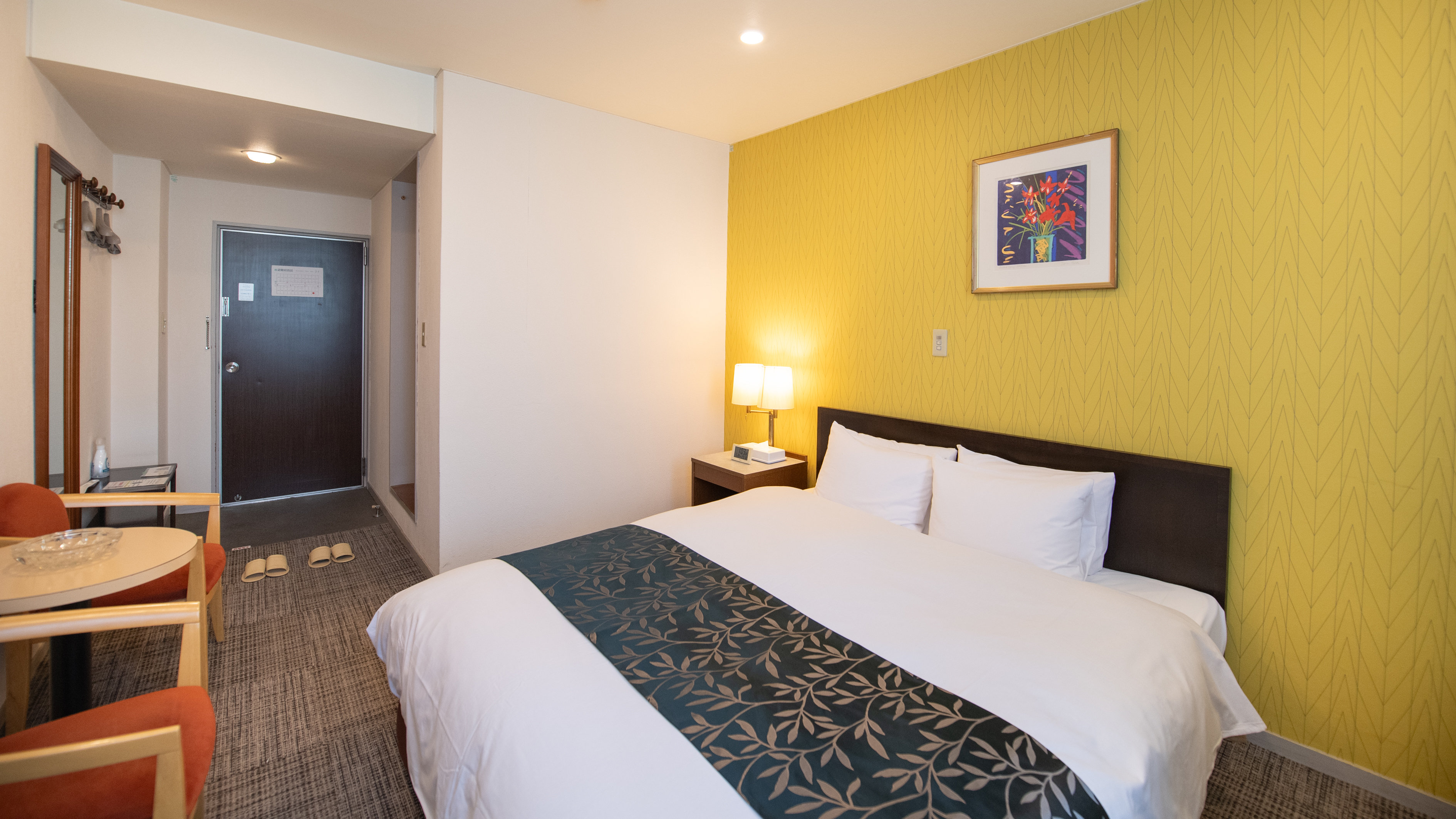 【喫煙】2Fダブル