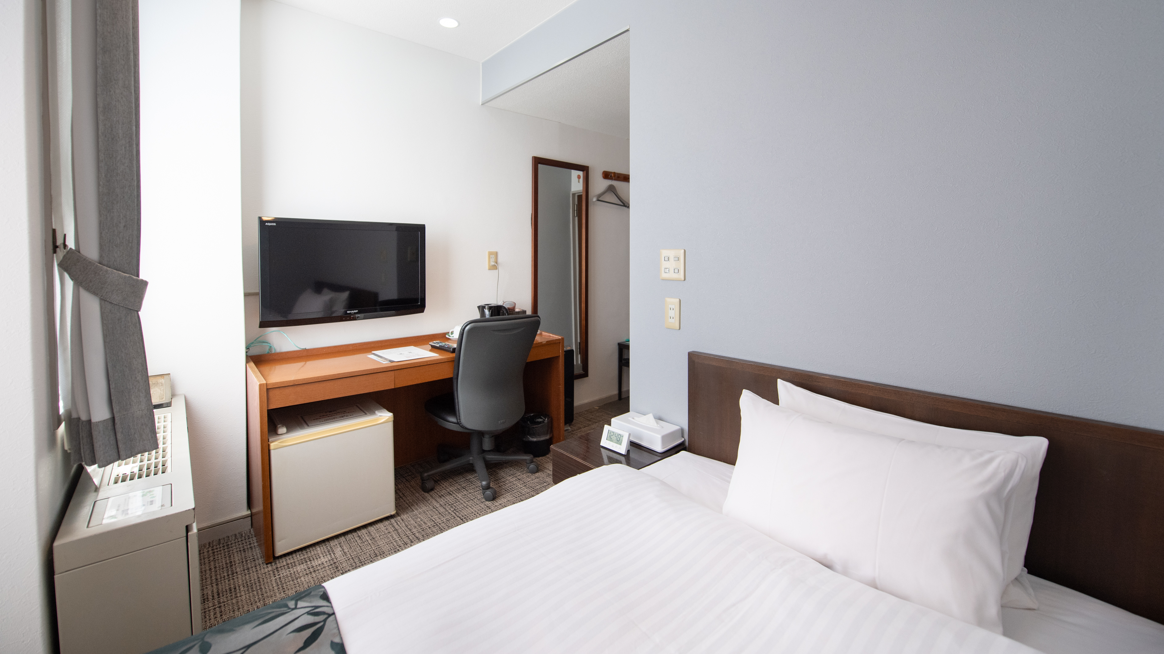 【喫煙】2Fセミダブル