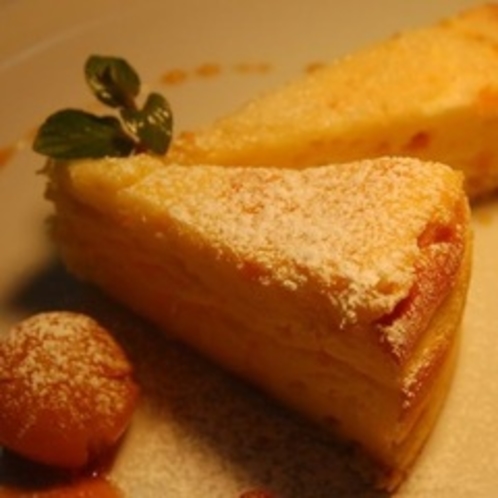 【デザート】マスカルポーネとクリームのチーズケーキ＆ガレットシャランティーズ