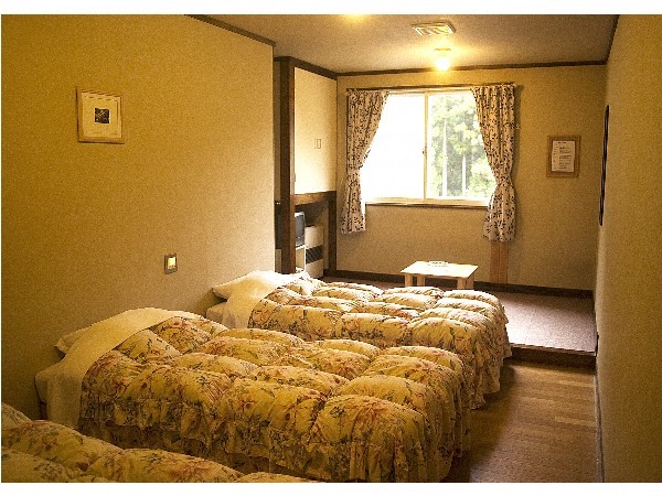 Japanese-Western style room example ①-1