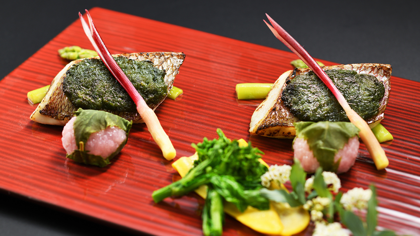 ■料理イメージ■旬の食材を料理長が美食へと作り上げる。季節を目で楽しみ、香りで感じ、舌で味わう