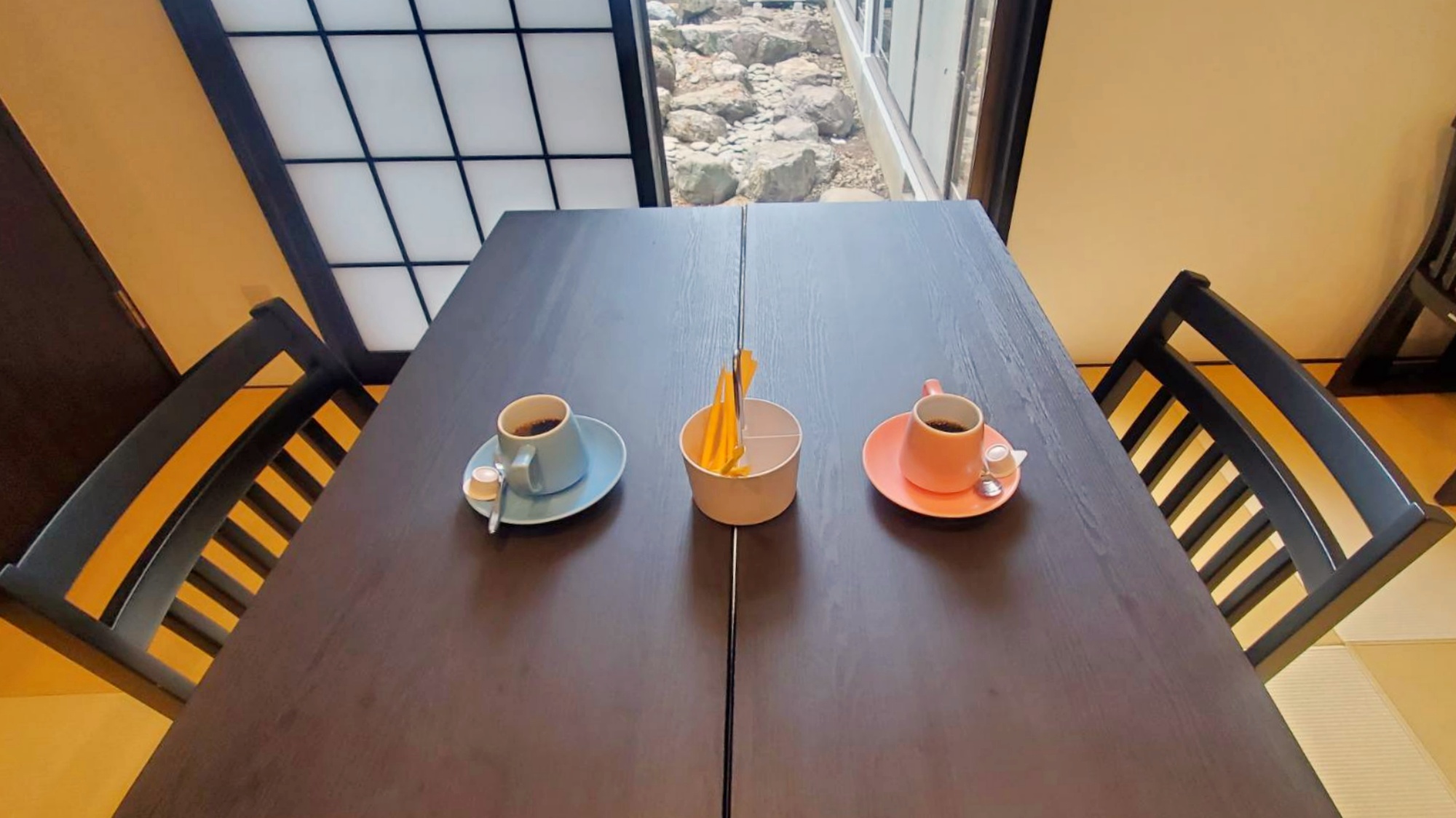 *老舗旅館でありながら、古民家カフェのようにお寛ぎいただけます