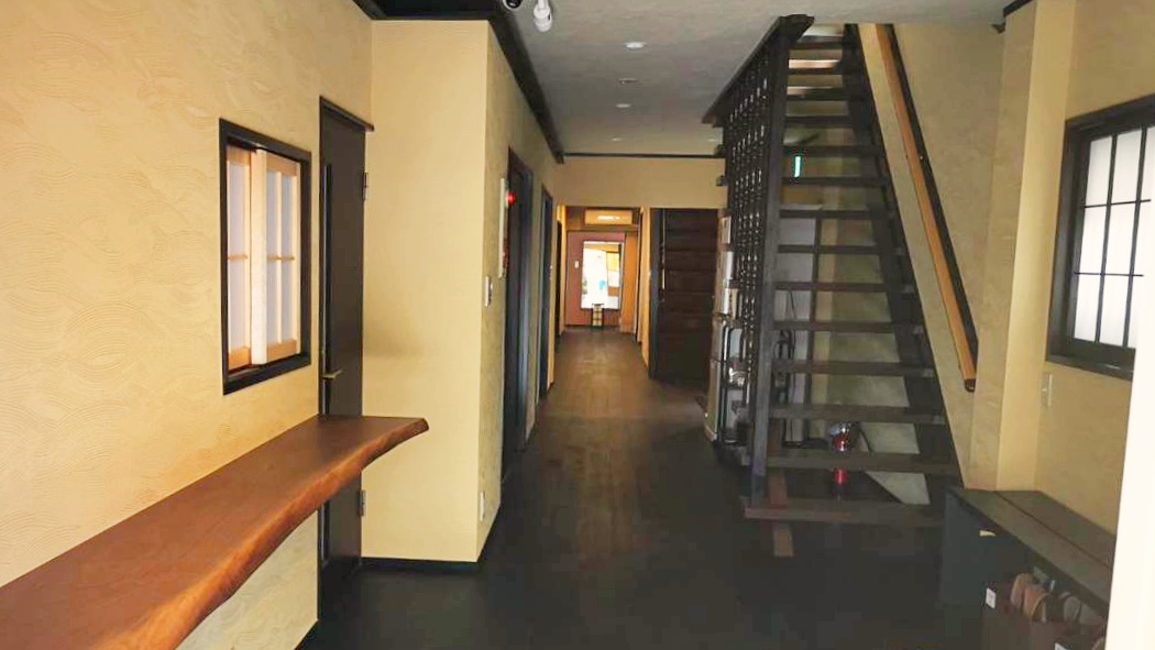 *【館内】2025年リニューアルOPEN！落ち着いた雰囲気でお客様をお迎えいたします。