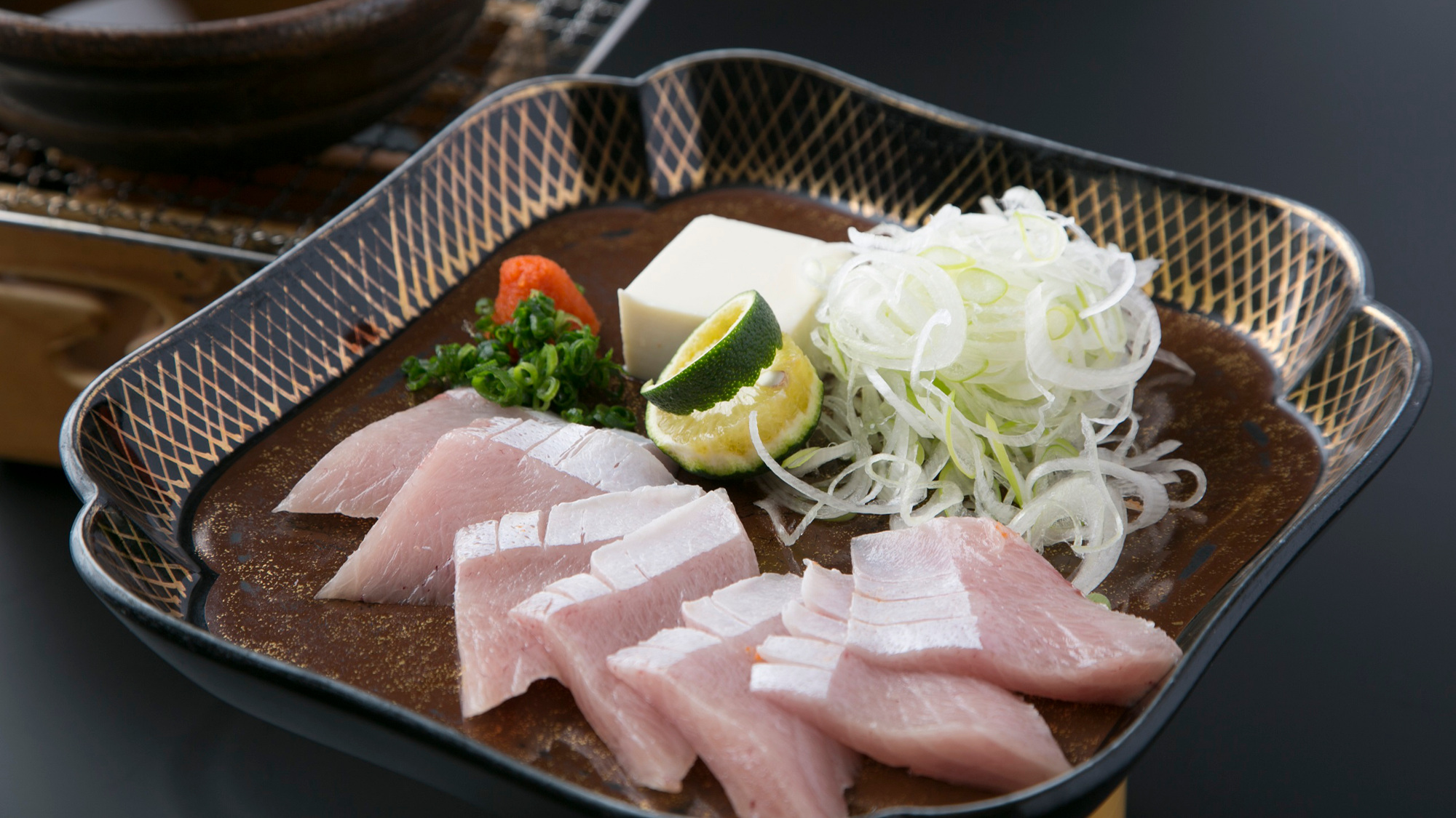 冬の味覚最高峰！脂がのった富山湾　鰤しゃぶ