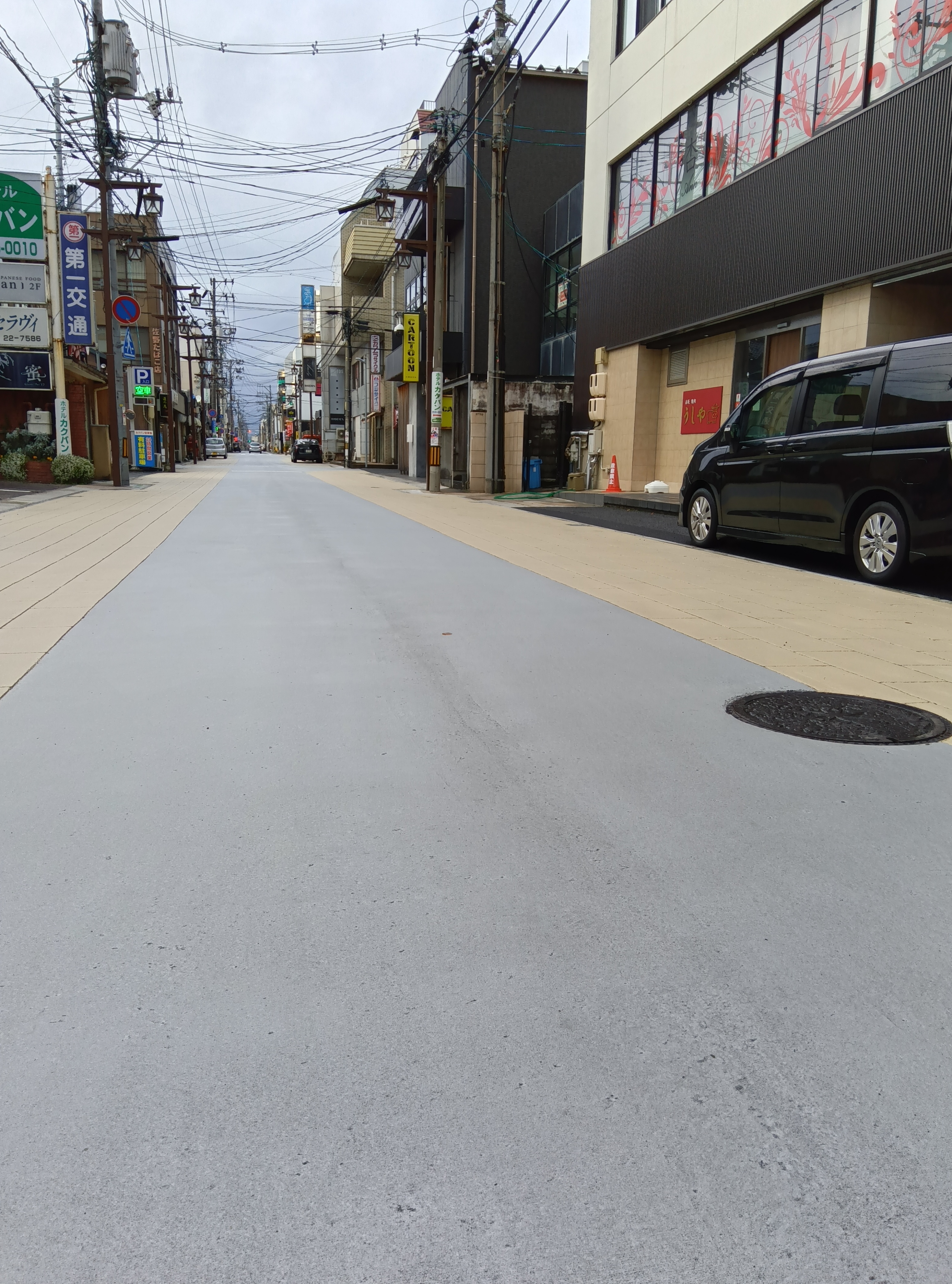 繁華街の舗装改良