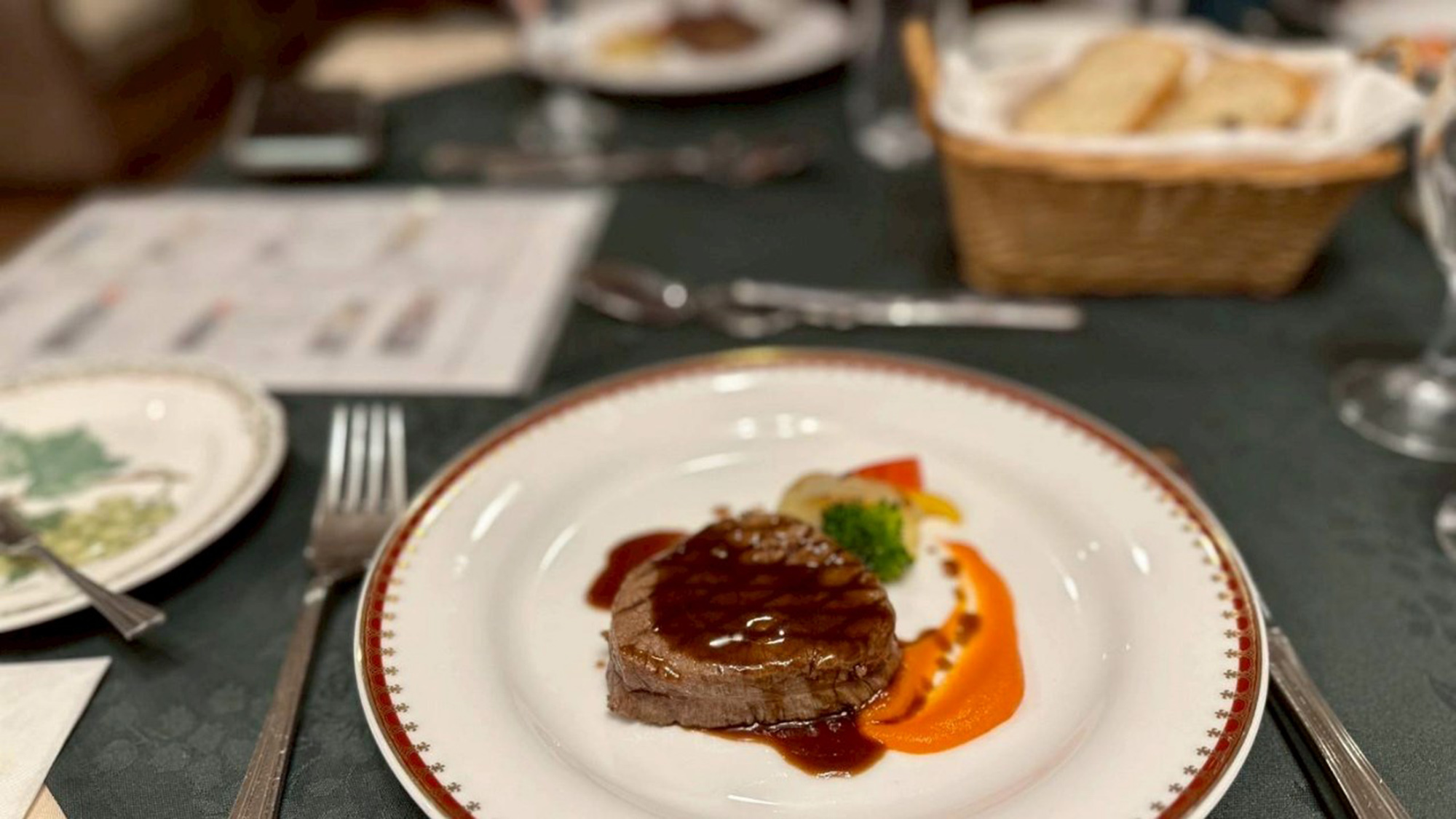 【夕食付】早朝観光に便利♪お夕食は「A5飛騨牛」をメインにしたフレンチフルコース！