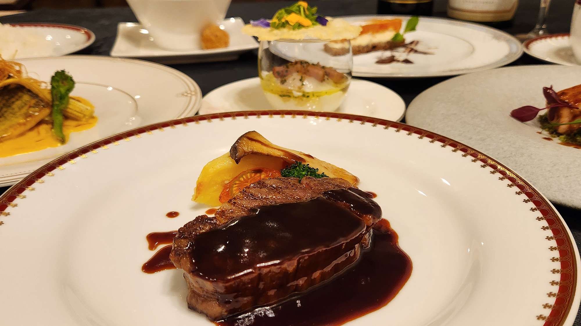 【連泊割×夕食付】早朝観光に便利♪お夕食は「A5飛騨牛」をメインにしたフレンチフルコース！