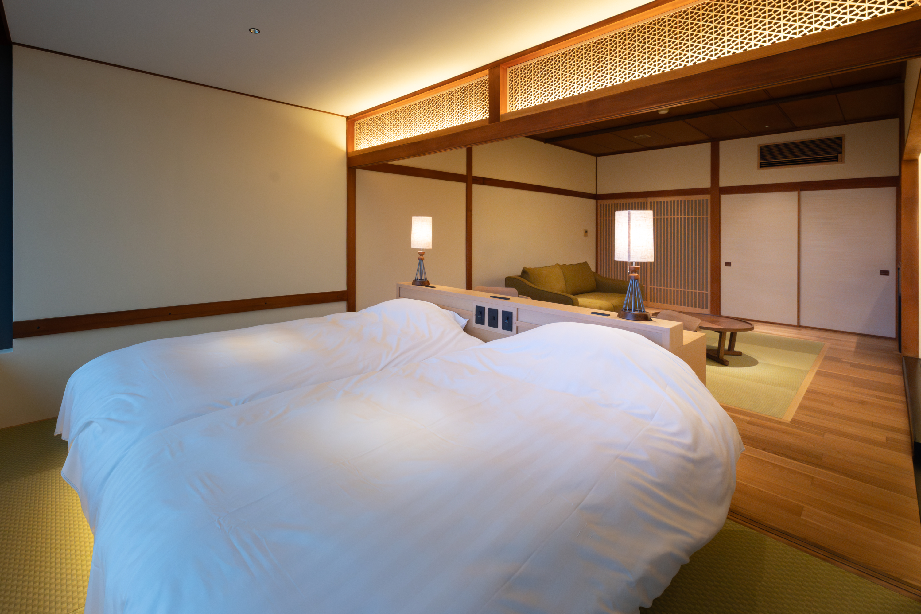 スーペリア