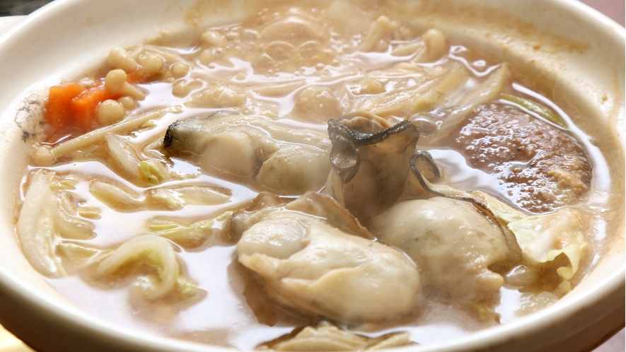 寒い季節にはたまらない牡蠣の鍋料理『牡蠣鍋』☆