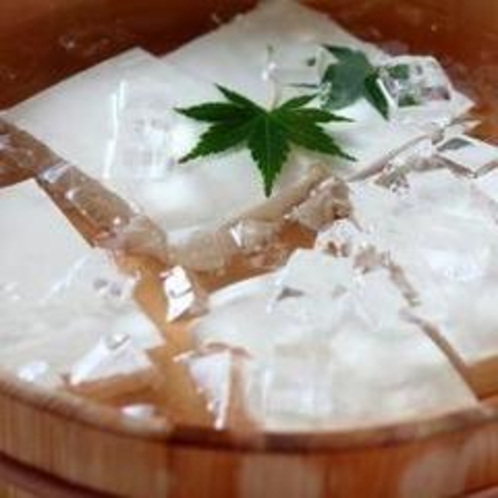 天満閣の自慢料理「豆腐」