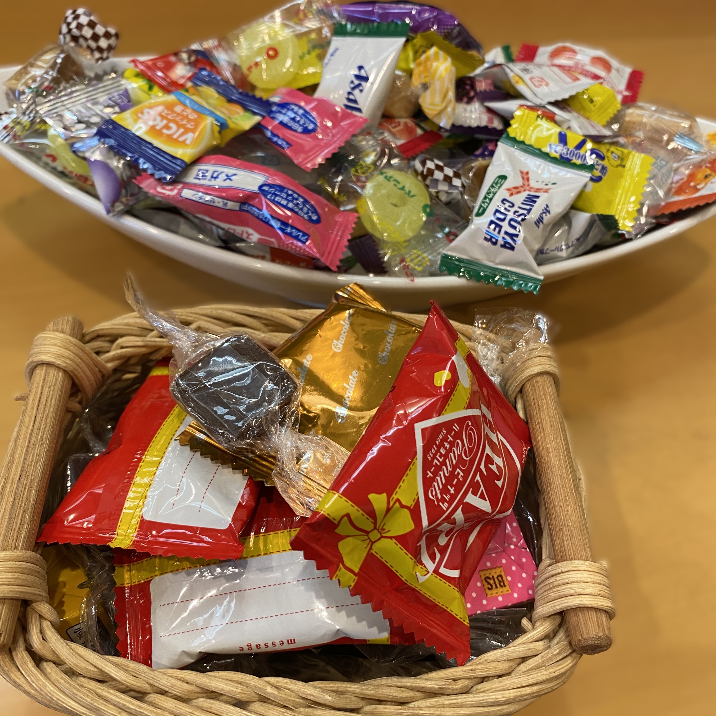飴・チョコレート
