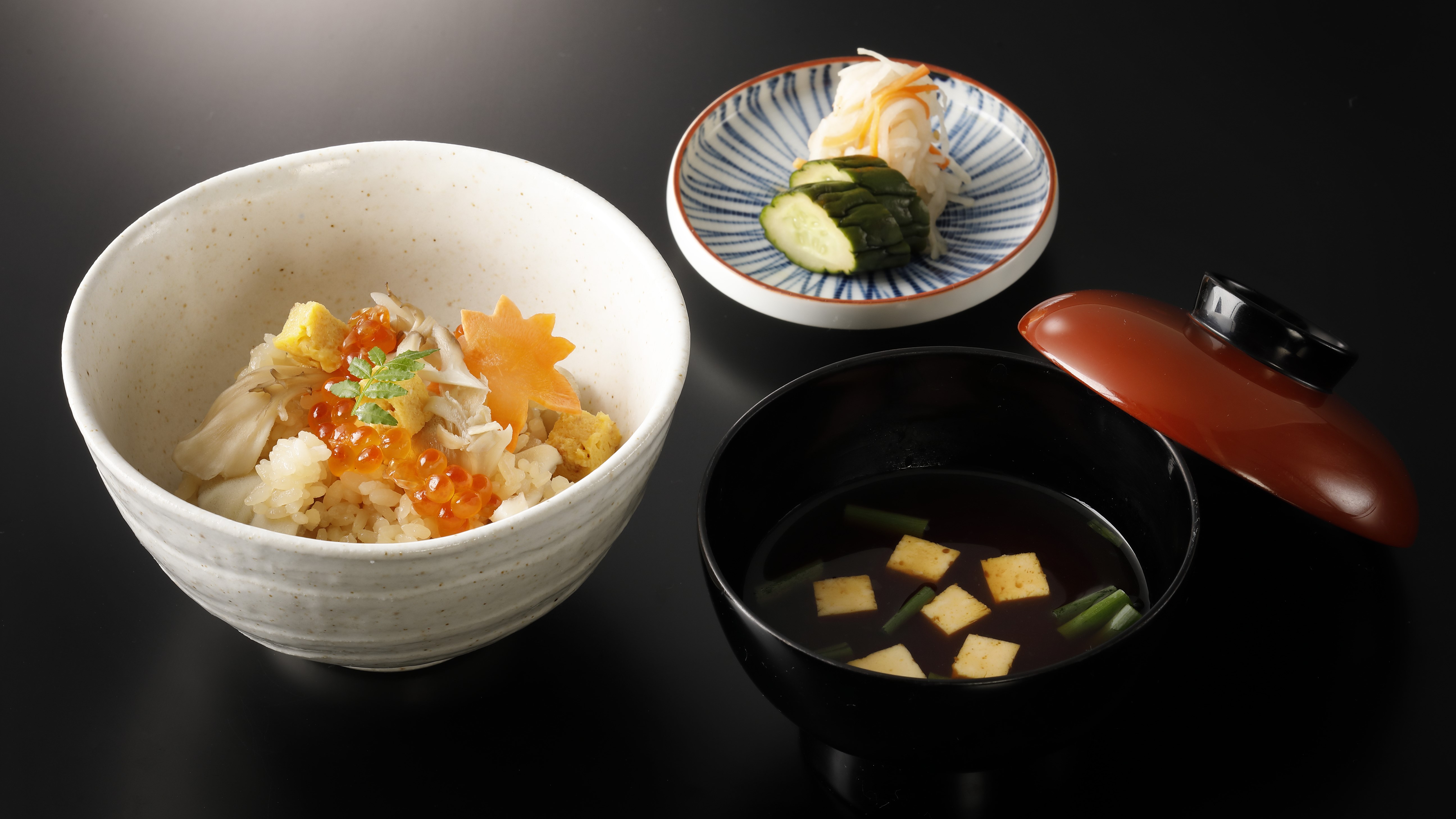 *夕食イメージ（秋）