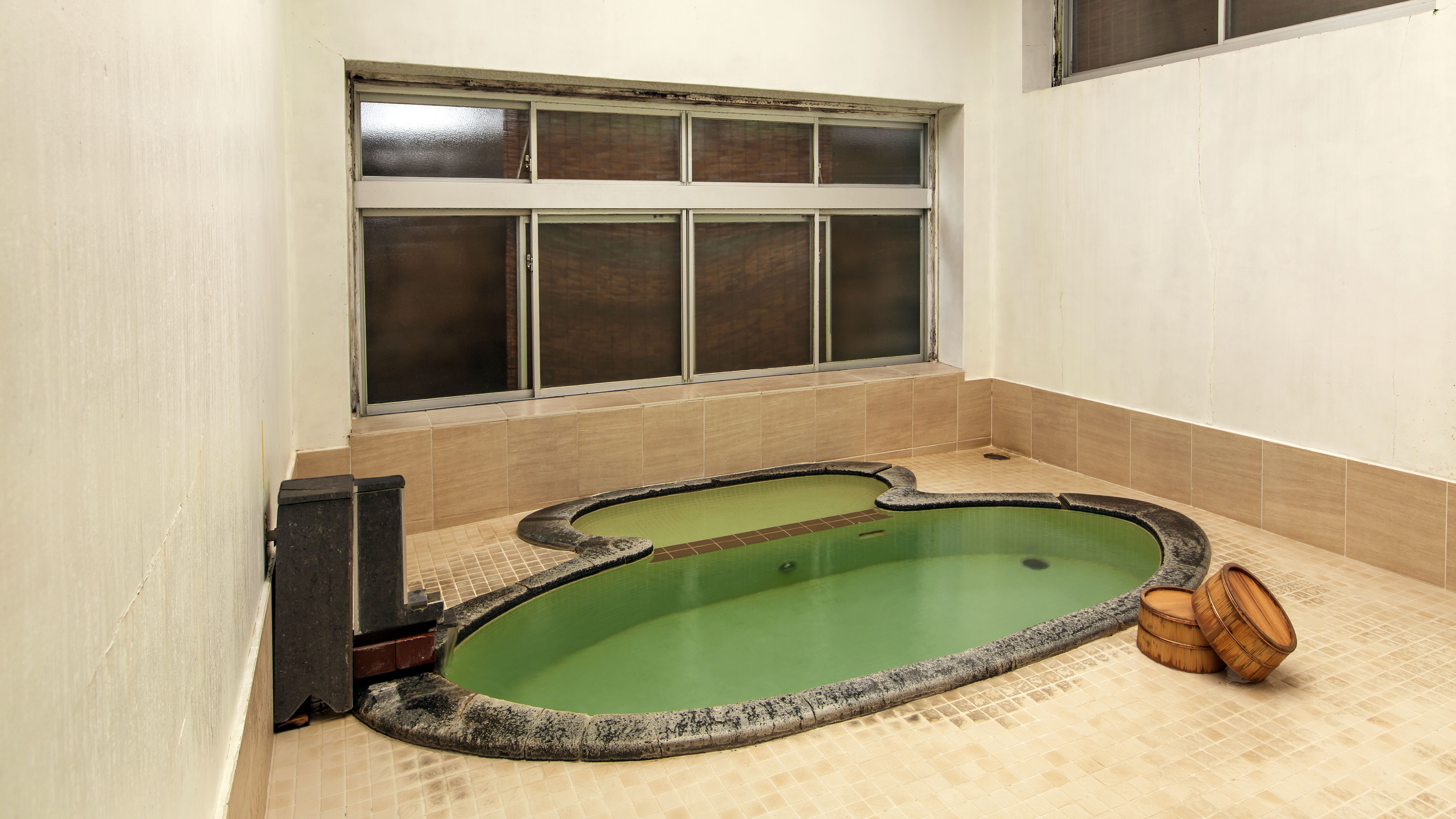 *ひょうたんの湯