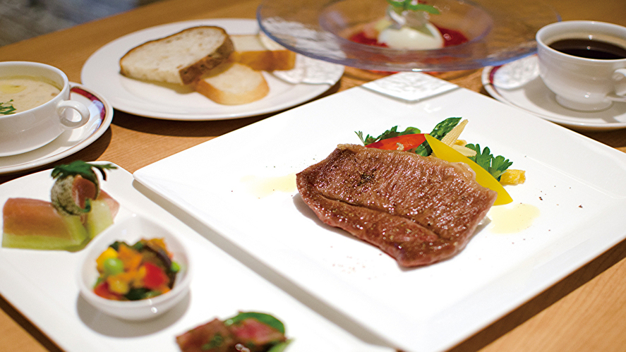 【常陸牛ステーキコース】茨城の食材を使ったホテルディナーを堪能（2食付）