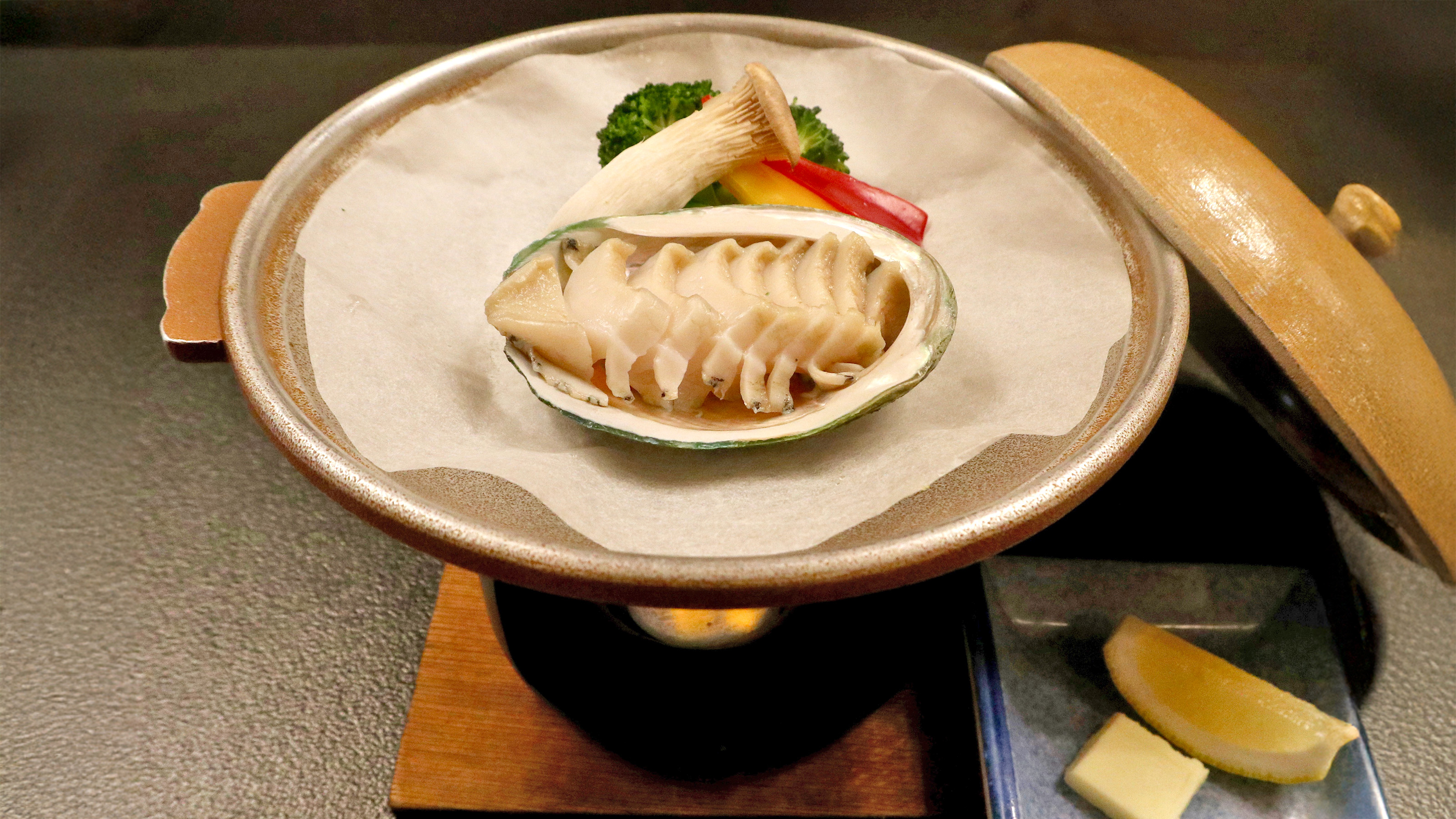 【追加一品料理】あわびバター焼き