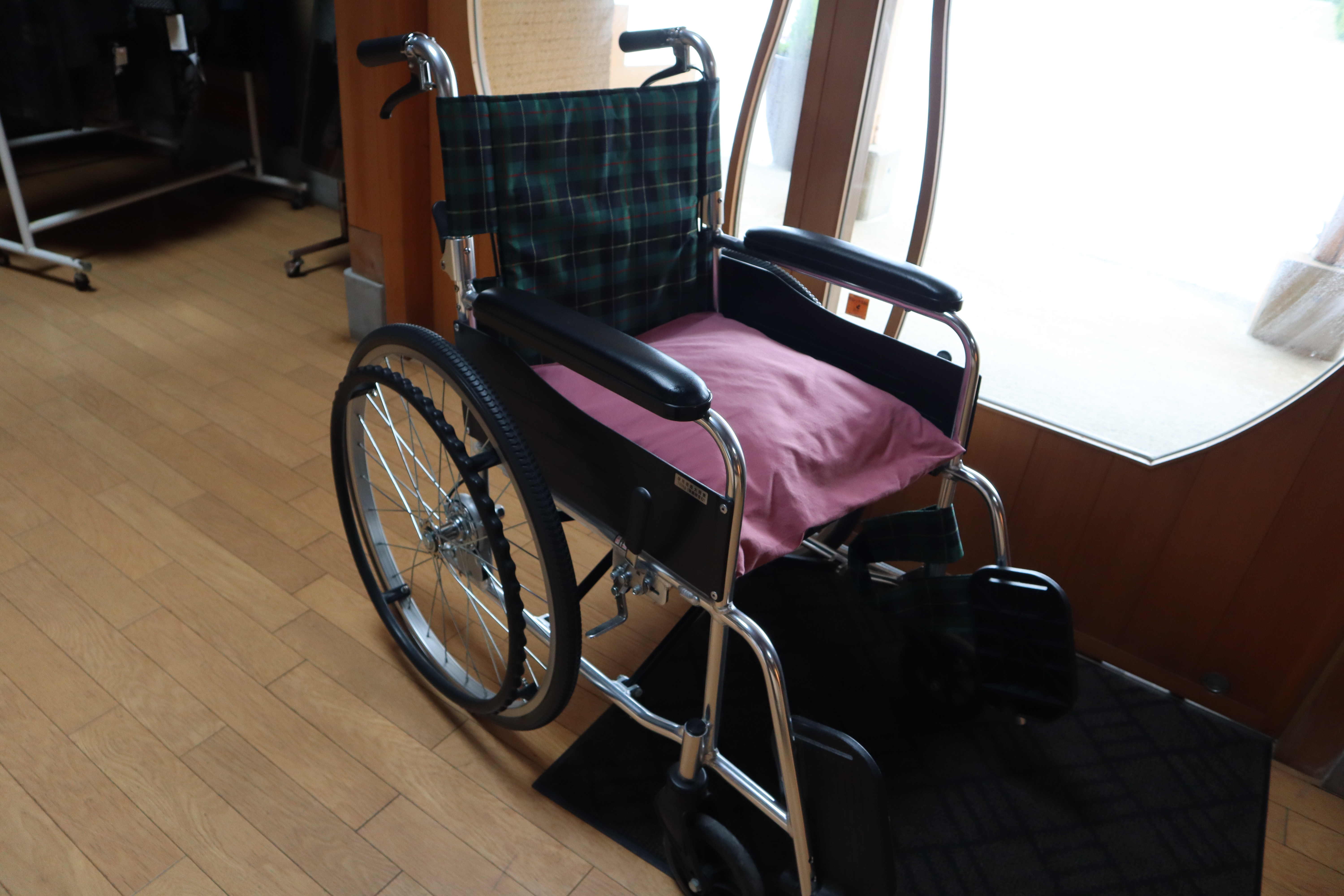館内車椅子貸し出し（事前確認をお願いします）