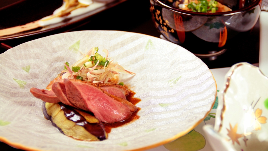【夕食付】白銀の湯無料券付き！朝寝坊＆早朝出発の方の為に♪地元食材を使った＜和食×イタリアン＞を食す